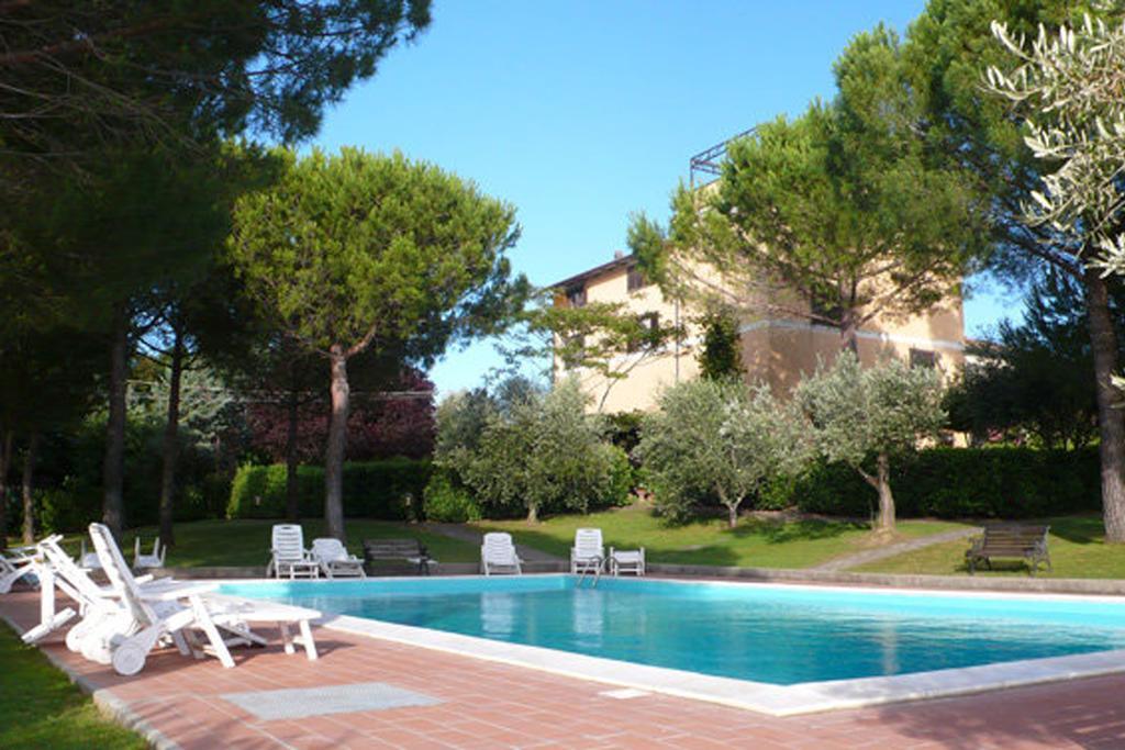 Residence La Villa Apartment With Pool Montescudaio Quarto foto